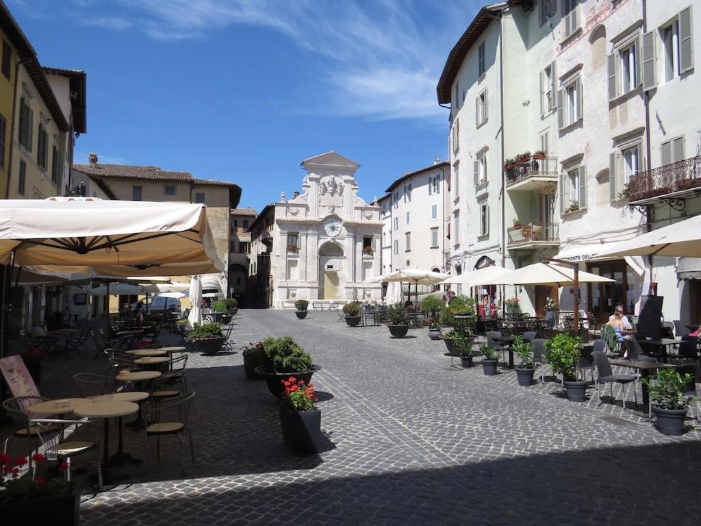 Heart Of Spoleto Vacation Residence Экстерьер фото